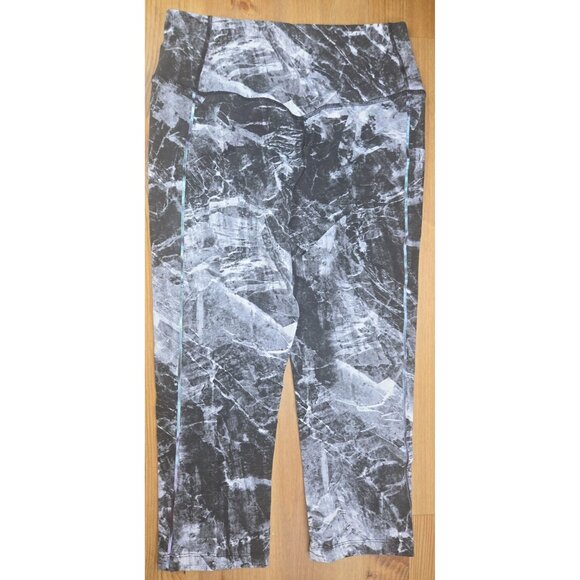 Nike Womens Dri-Fit Black Marble Capri Leggings Small - Picture 2 of 8
